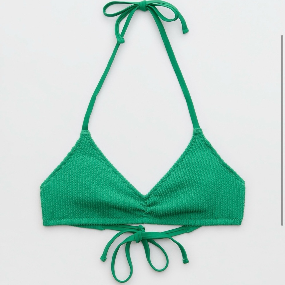 AERIE CRINKLE HALTER VOOP
BIKINI TOP